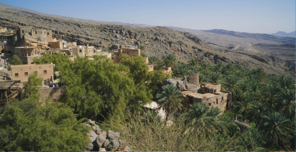 Nizwa & picturesque foothills